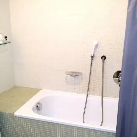 Maisonette Laila 公寓 *